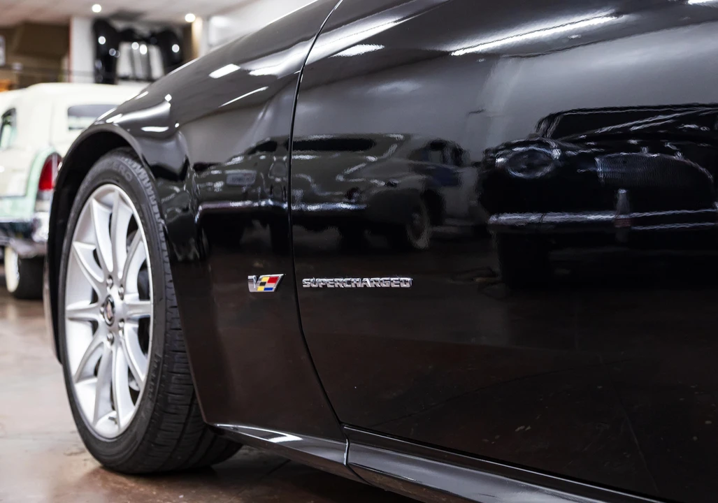 2006 Cadillac XLR-V - Image 26 of 31
