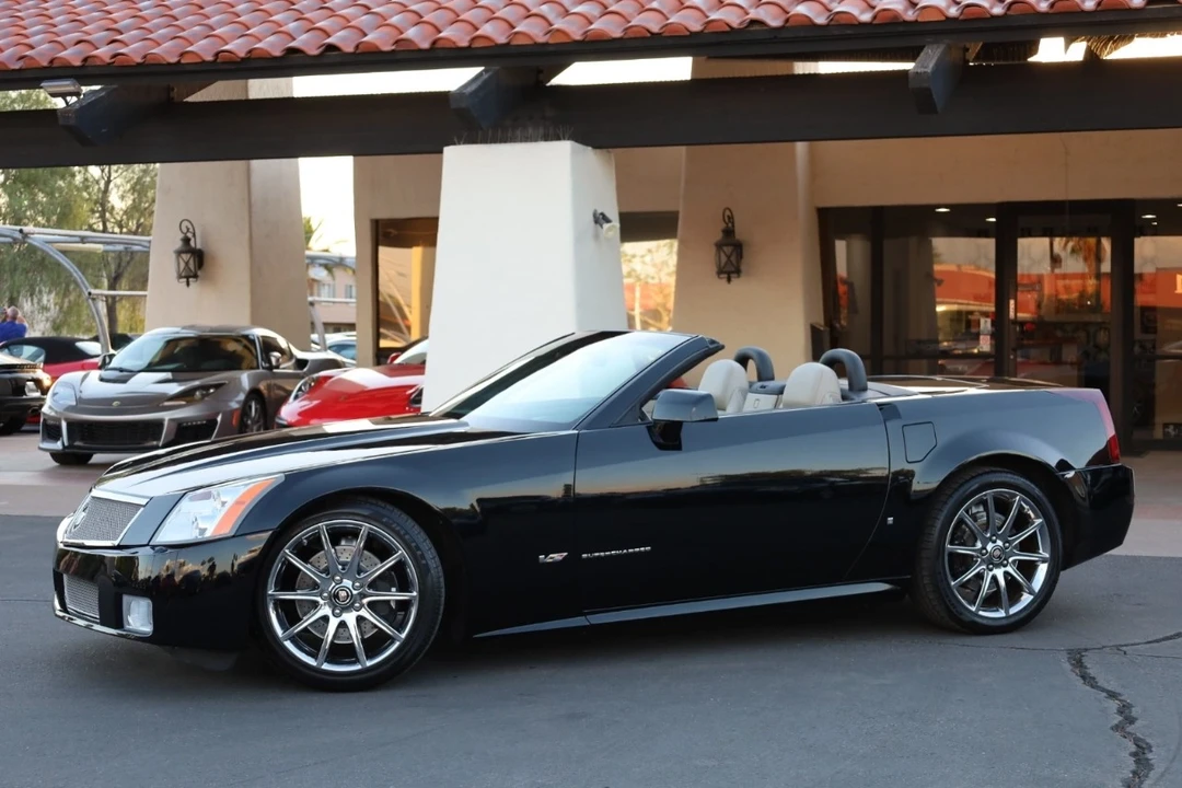 2006 Cadillac XLR-V - Image 6 of 12