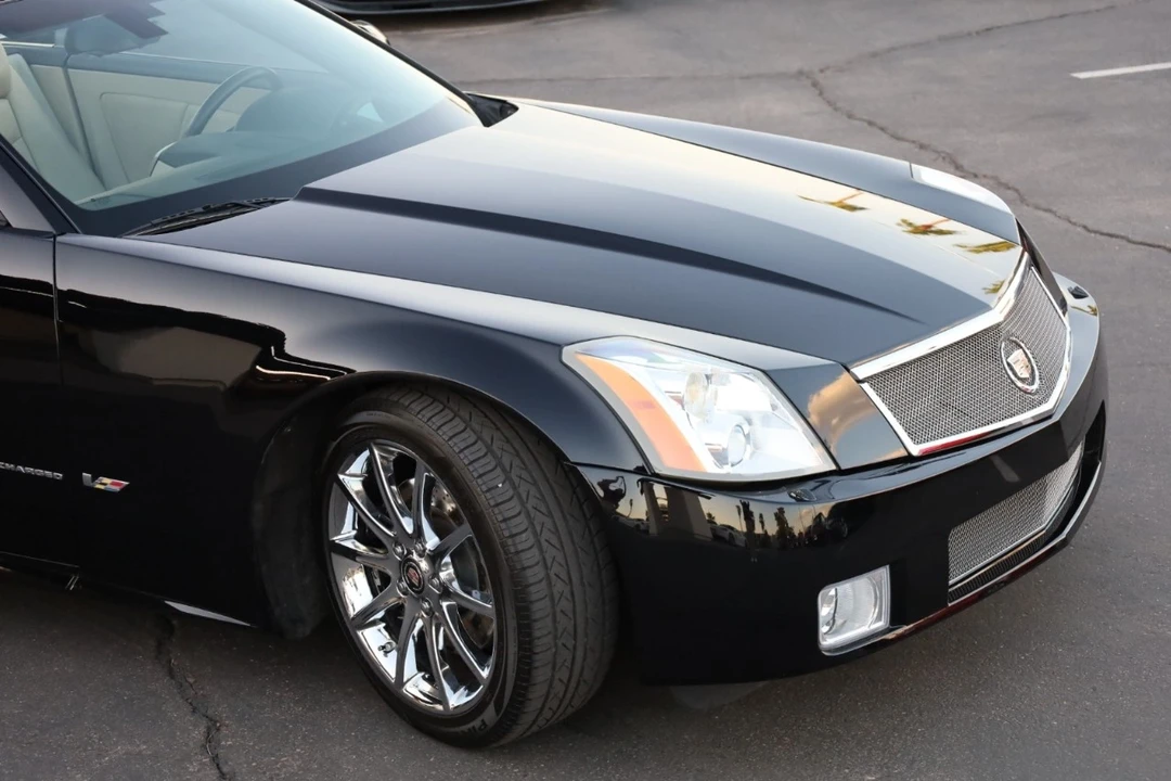 2006 Cadillac XLR-V - Image 11 of 12