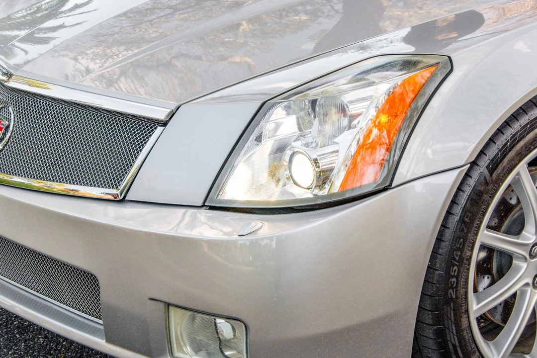 2006 Cadillac XLR-V - Image 24 of 31