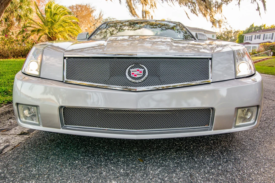 2006 Cadillac XLR-V - Image 14 of 31