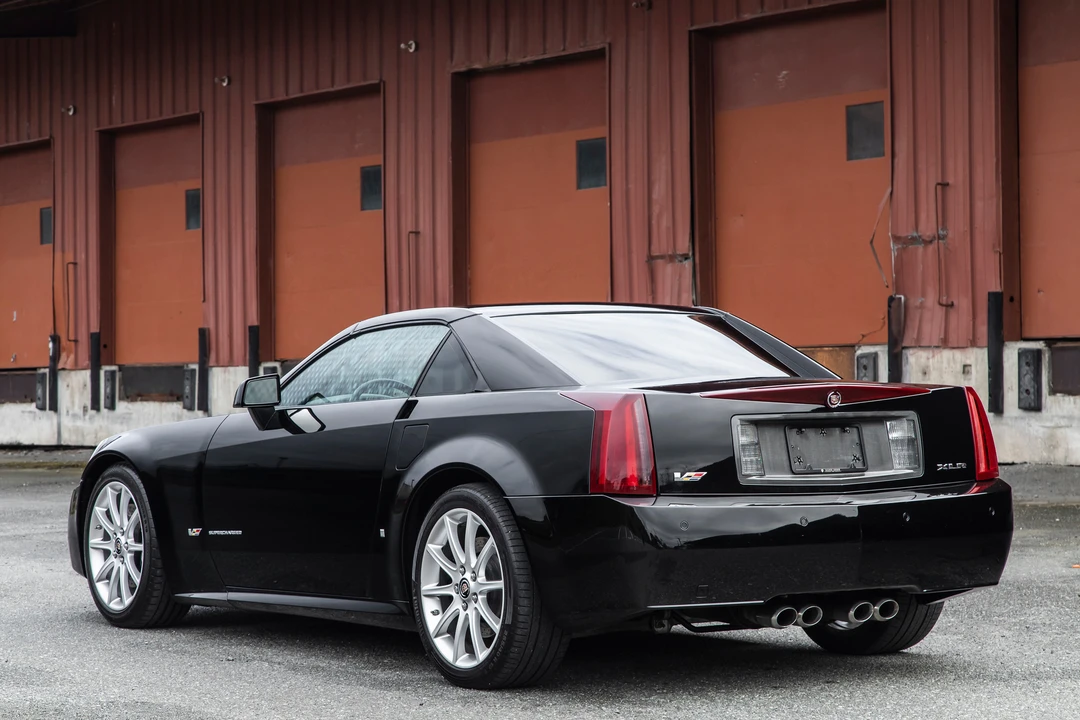 2006 Cadillac XLR-V - Image 6 of 31