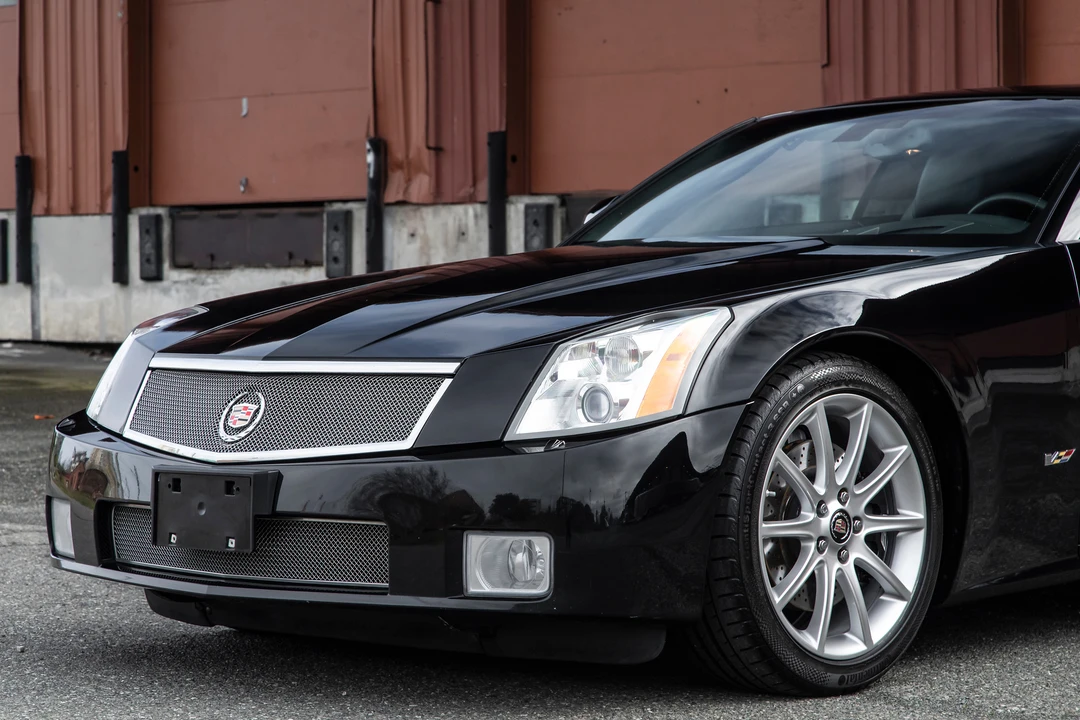 2006 Cadillac XLR-V - Image 12 of 31