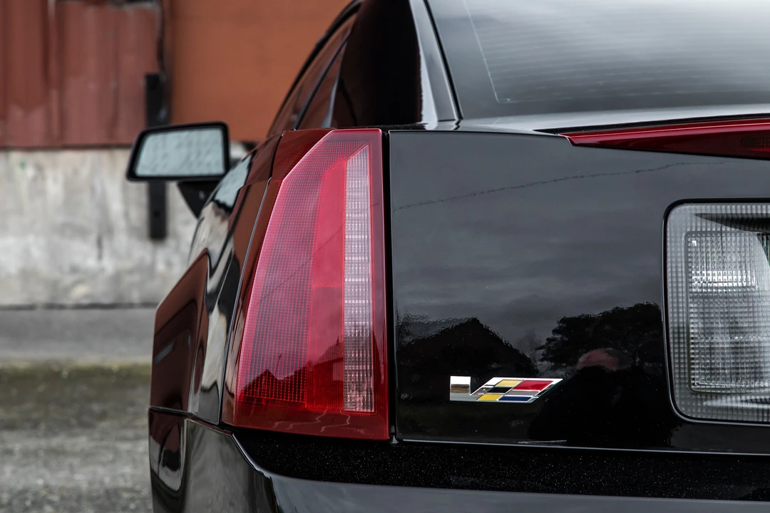 2006 Cadillac XLR-V - Image 21 of 31