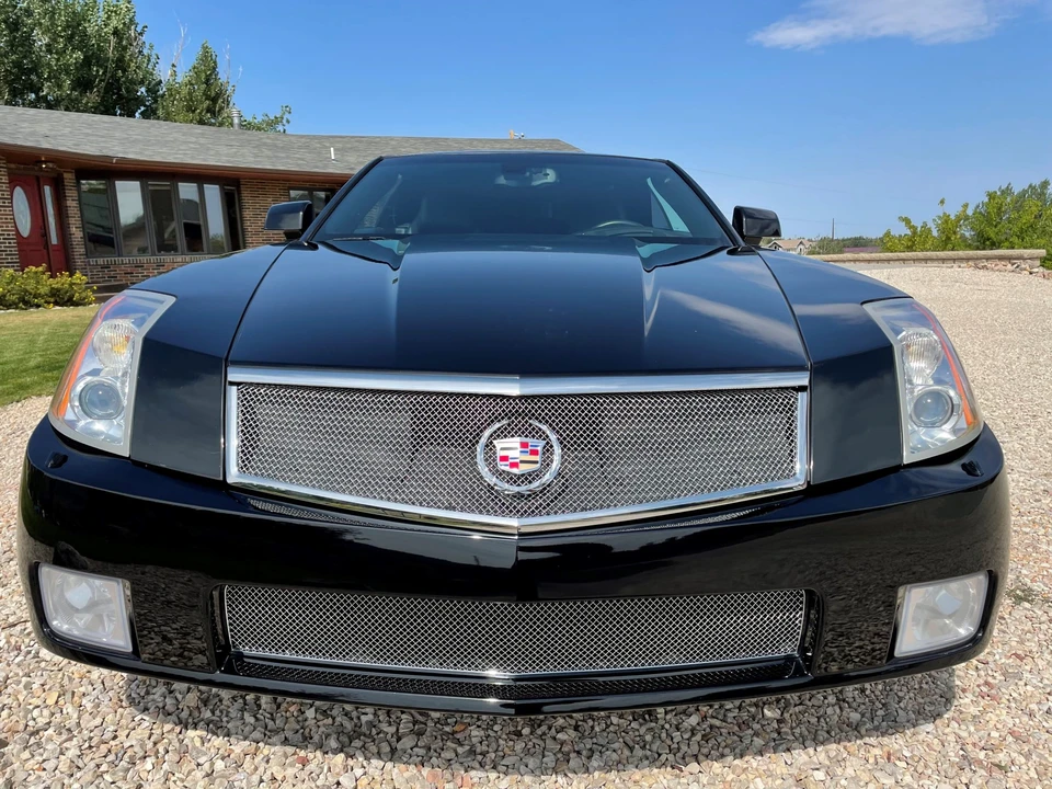 2006 Cadillac XLR-V - Image 8 of 31