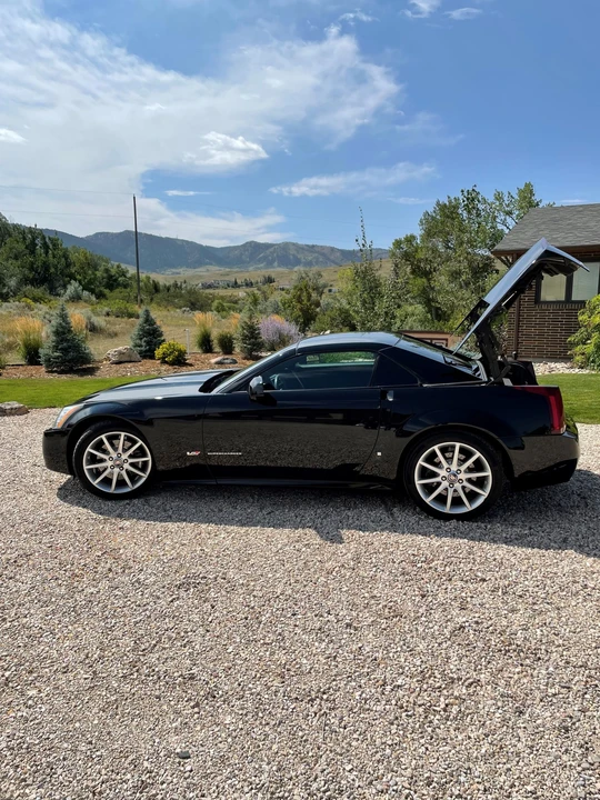 2006 Cadillac XLR-V - Image 12 of 31