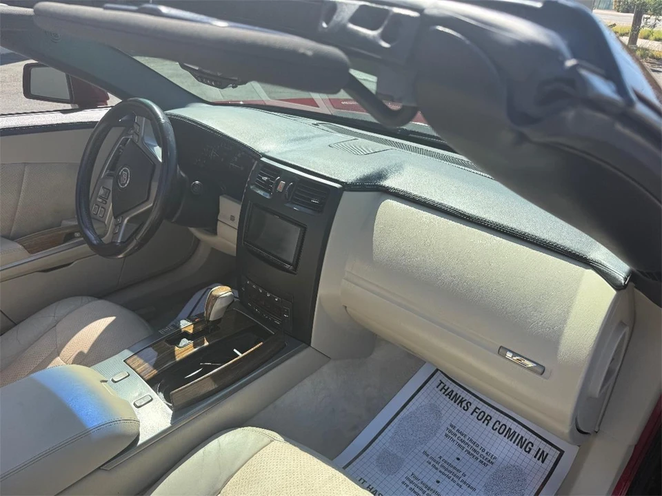 2006 Cadillac XLR-V - Image 17 of 25