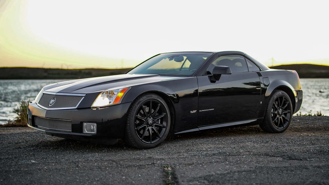 2006 Cadillac XLR-V - Image 5 of 31