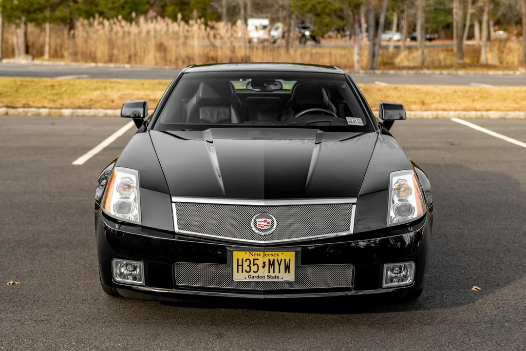 2006 Cadillac XLR-V - Image 5 of 31