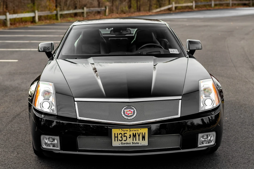 2006 Cadillac XLR-V - Image 6 of 31