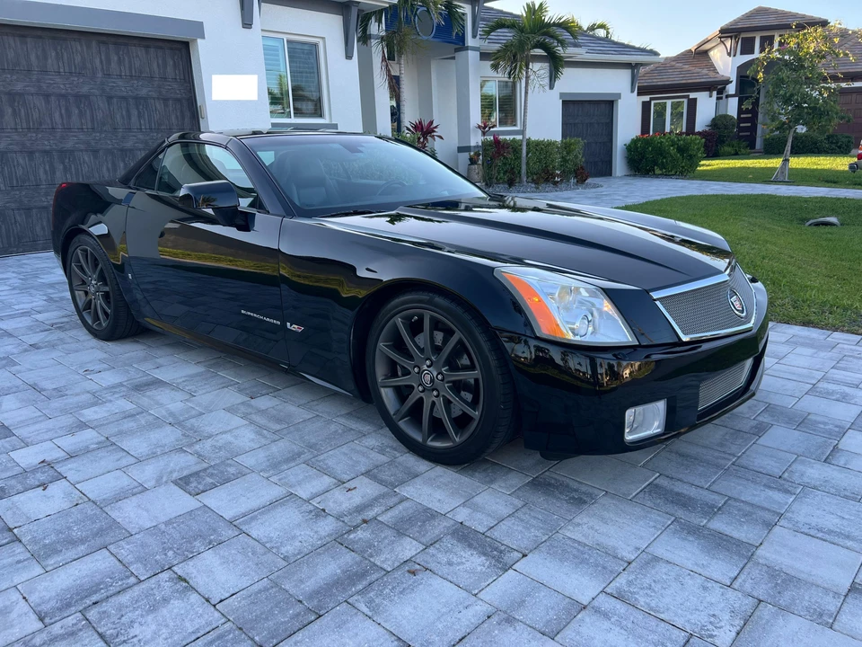 2006 Cadillac XLR-V - Image 17 of 31