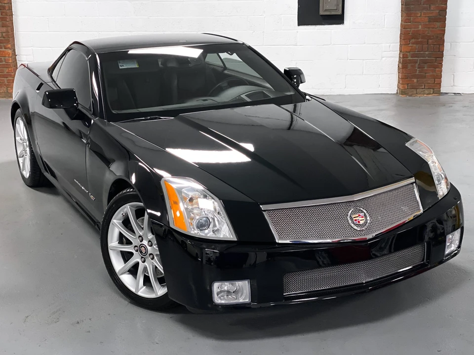 2006 Cadillac XLR-V - Image 22 of 31