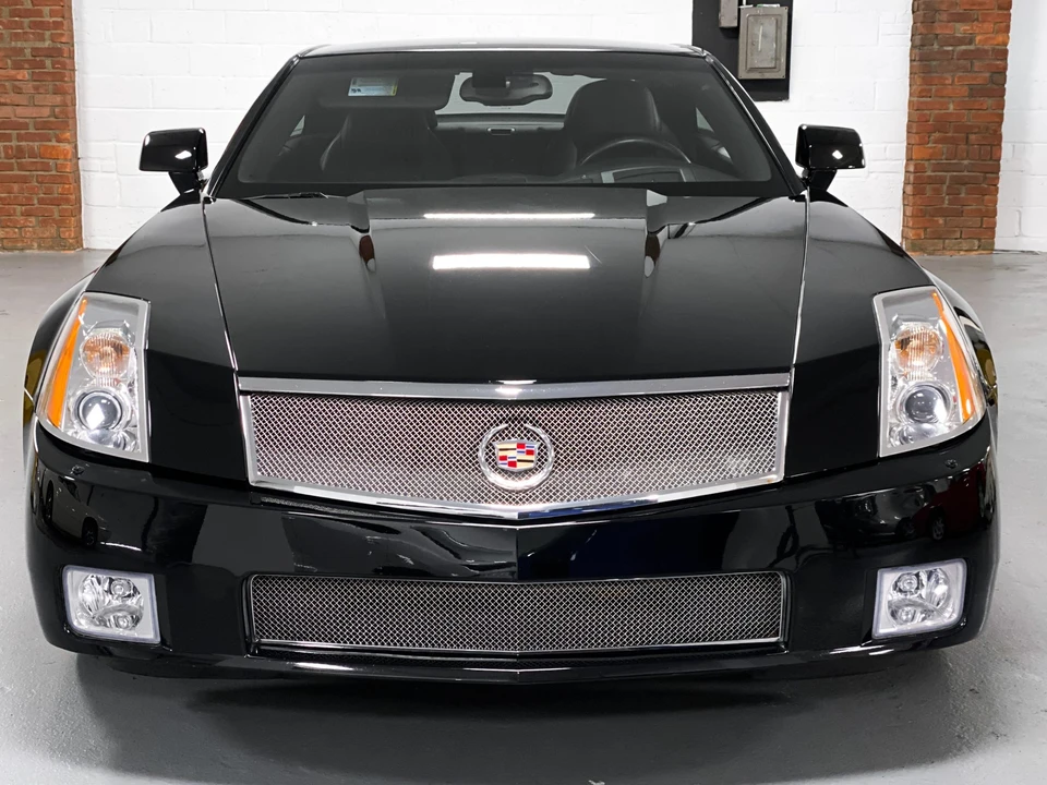 2006 Cadillac XLR-V - Image 26 of 31