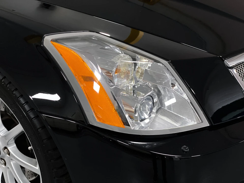 2006 Cadillac XLR-V - Image 27 of 31