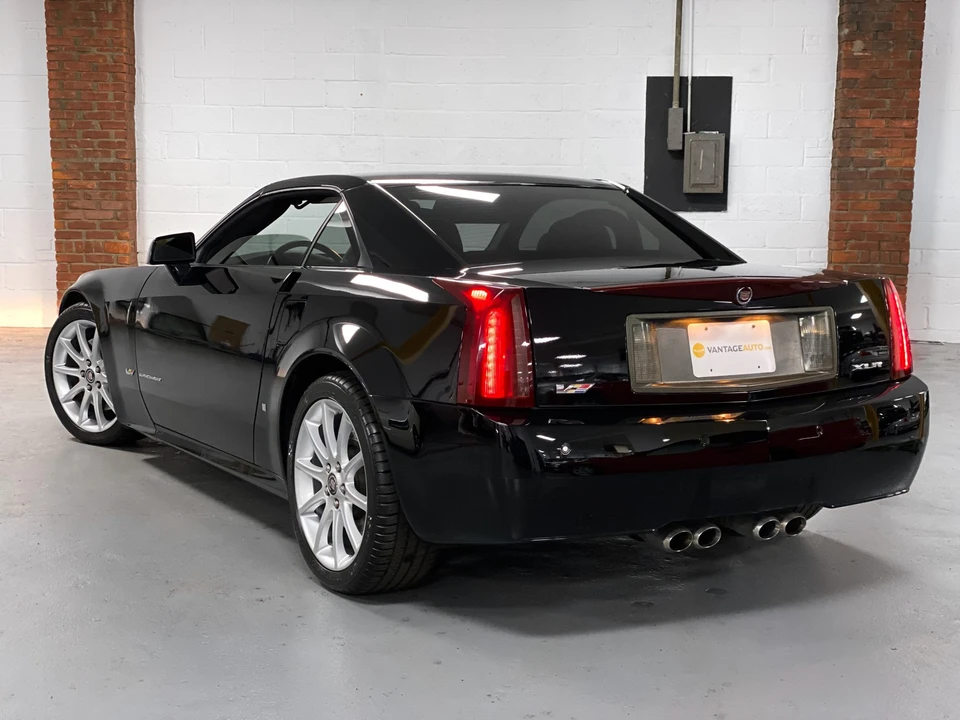 2006 Cadillac XLR-V - Image 15 of 31