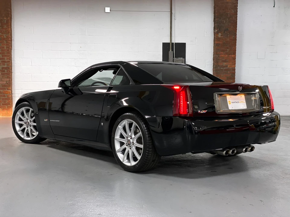 2006 Cadillac XLR-V - Image 14 of 31