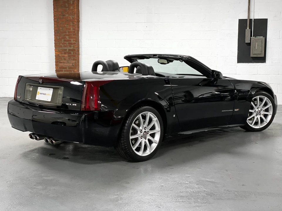2006 Cadillac XLR-V - Image 9 of 31