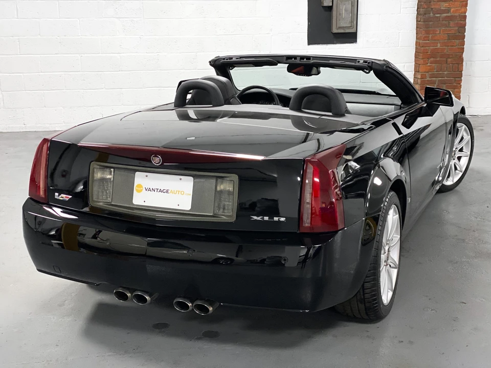 2006 Cadillac XLR-V - Image 7 of 31