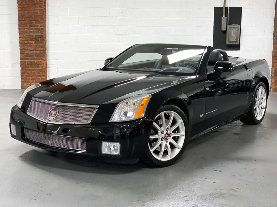 2006 Cadillac XLR-V - Image 4 of 31