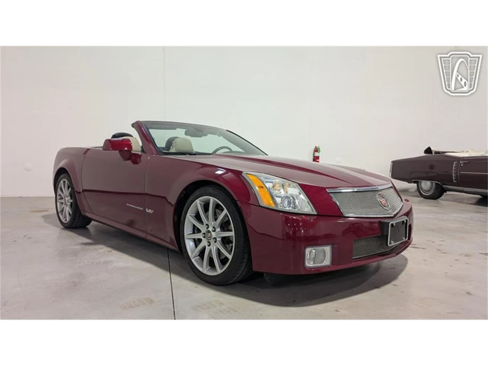 2006 Cadillac XLR-V - Image 21 of 31