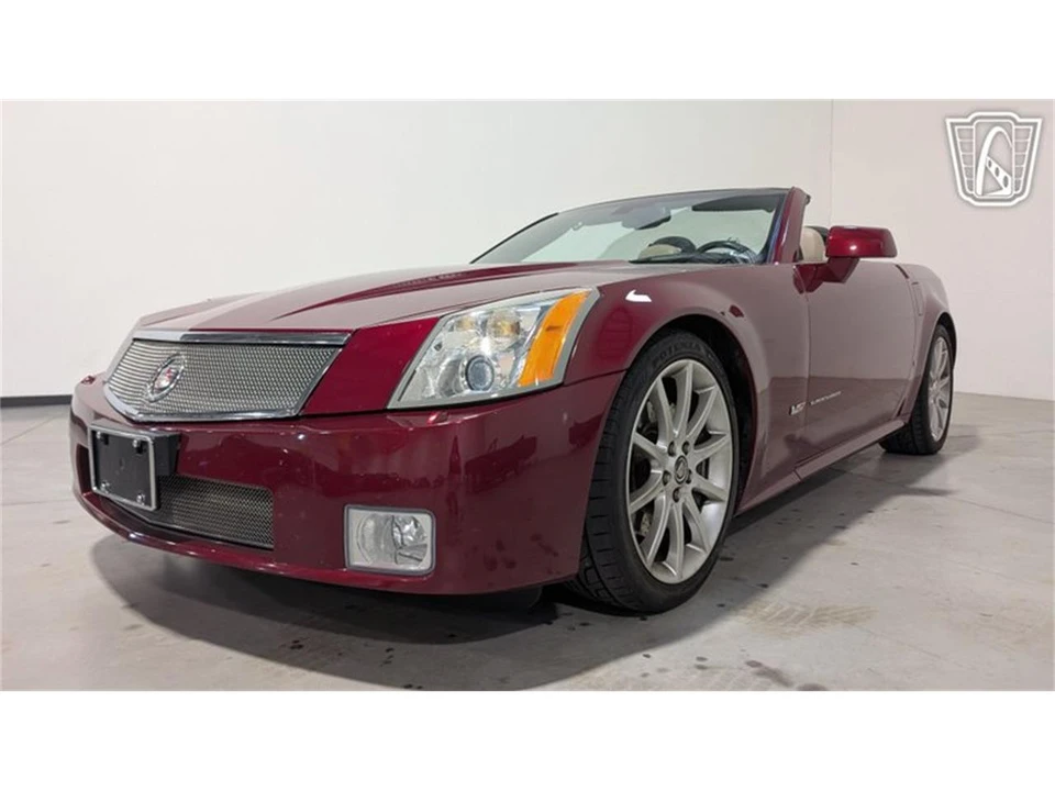 2006 Cadillac XLR-V - Image 3 of 31