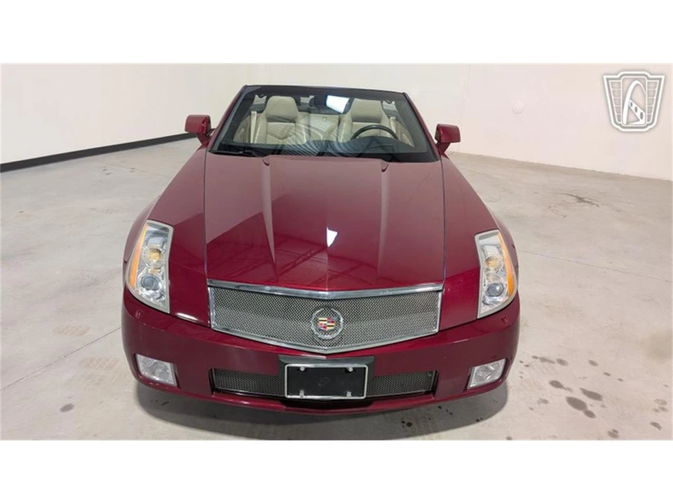 2006 Cadillac XLR-V - Image 23 of 31