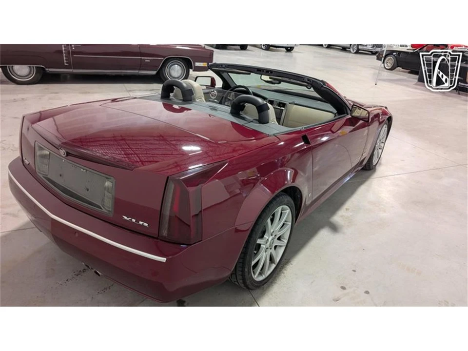 2006 Cadillac XLR-V - Image 14 of 31