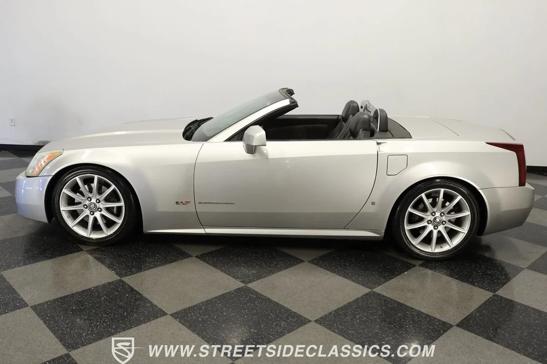 2006 Cadillac XLR-V - Image 3 of 21