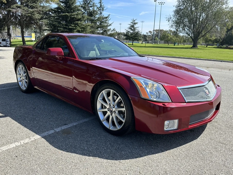2006 Cadillac XLR-V - Image 11 of 31