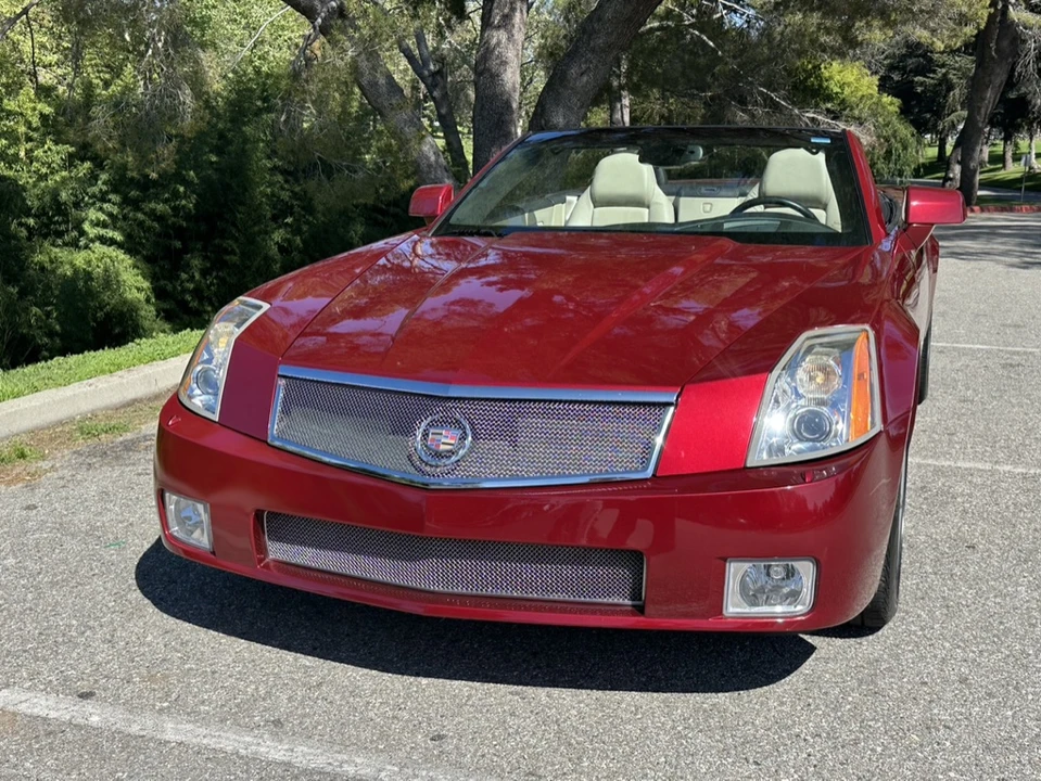 2006 Cadillac XLR-V - Image 6 of 31