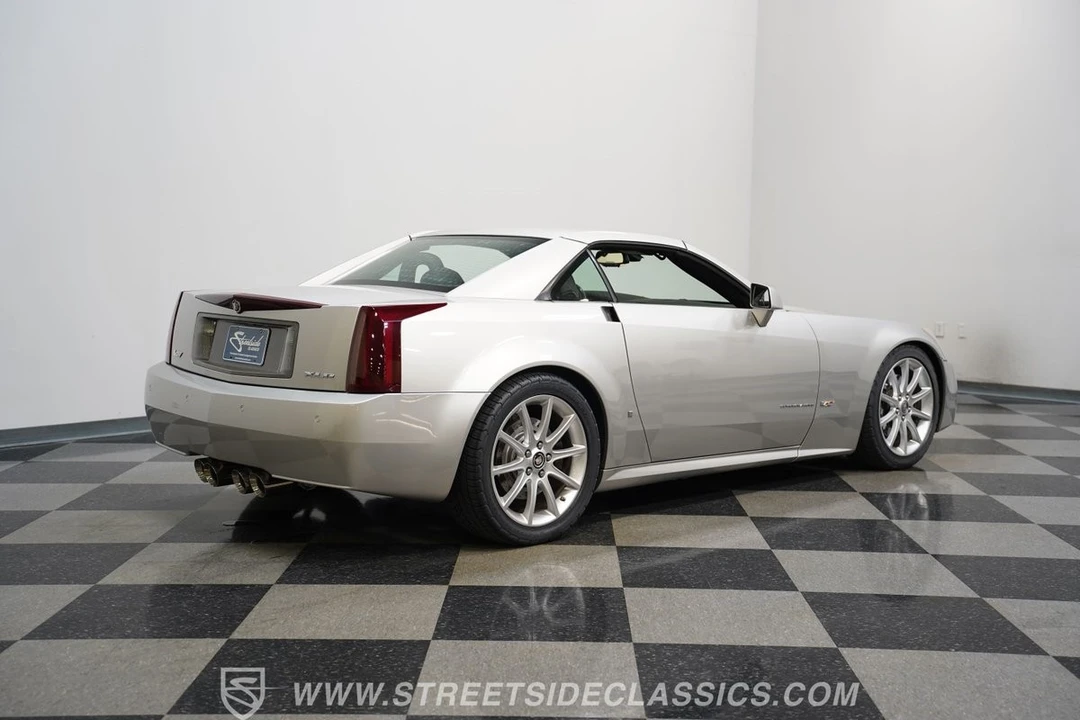 2006 Cadillac XLR-V - Image 13 of 21