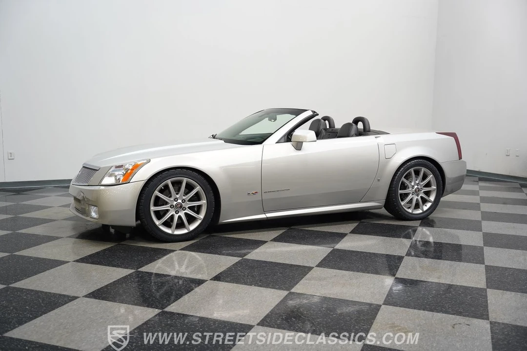 2006 Cadillac XLR-V - Image 6 of 12