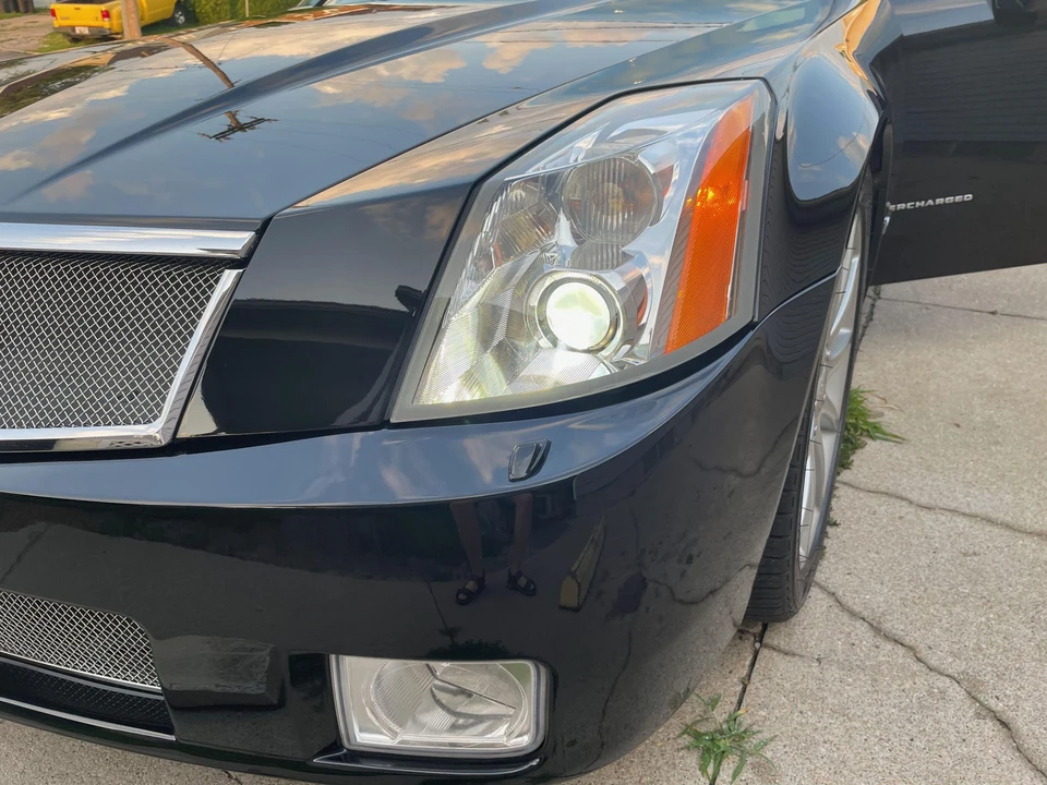 2006 Cadillac XLR-V - Image 21 of 31