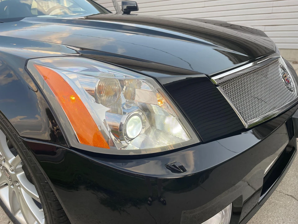 2006 Cadillac XLR-V - Image 19 of 31
