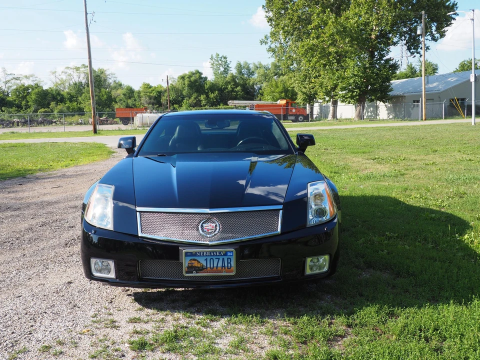 2006 Cadillac XLR-V - Image 14 of 31