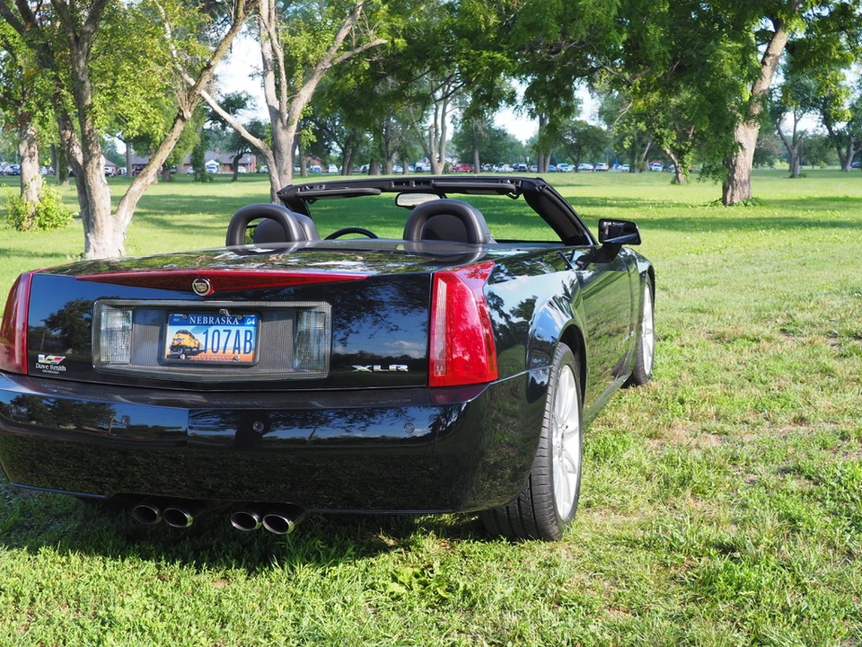2006 Cadillac XLR-V - Image 6 of 31