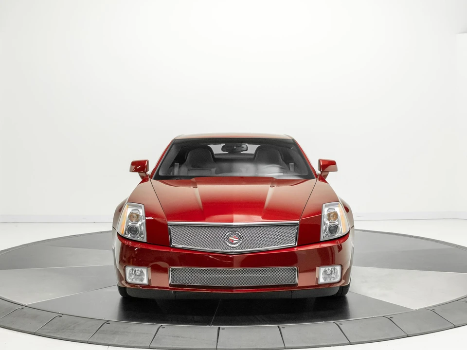 2006 Cadillac XLR-V - Image 16 of 31