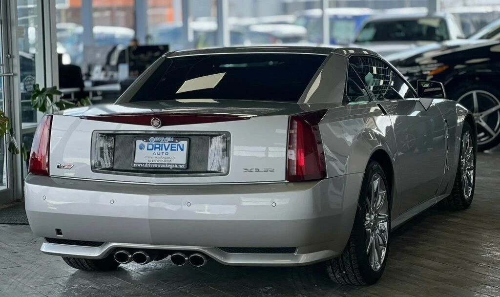 2006 Cadillac XLR-V - Image 4 of 12