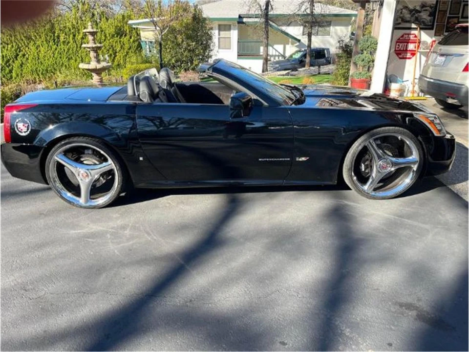 2006 Cadillac XLR-V - Image 3 of 14