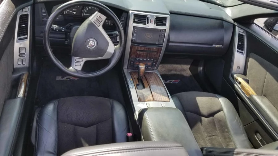 2006 Cadillac XLR-V - Image 4 of 19