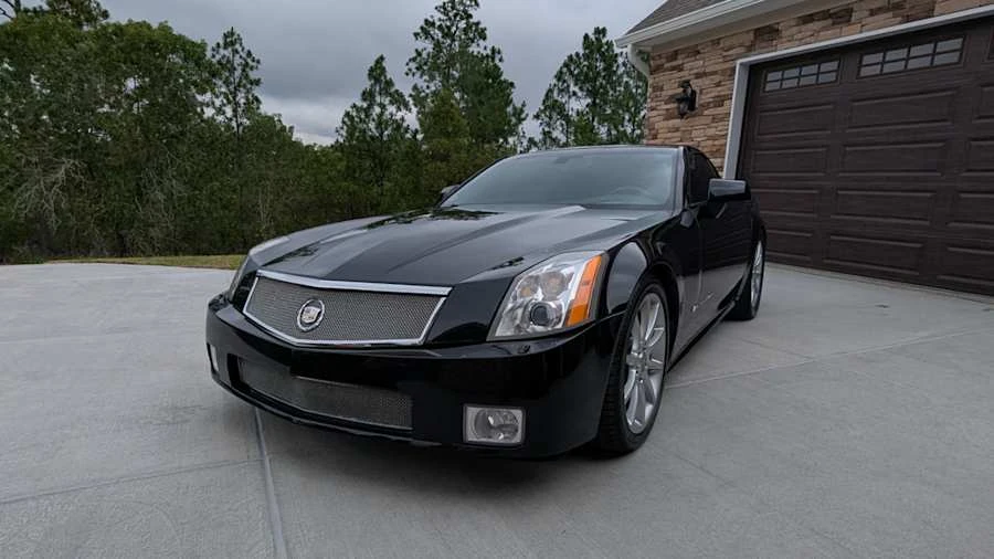 2006 Cadillac XLR-V - Image 13 of 31