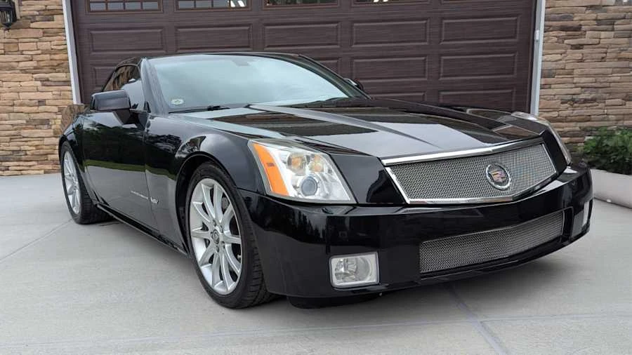 2006 Cadillac XLR-V - Image 4 of 31