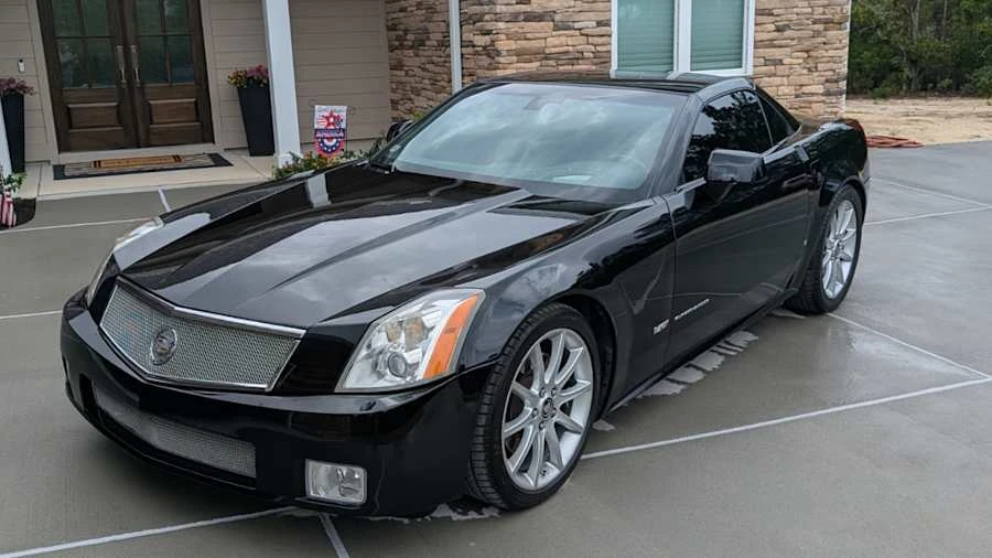 2006 Cadillac XLR-V - Image 10 of 31