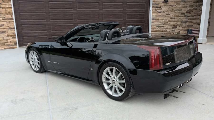 2006 Cadillac XLR-V - Image 6 of 31