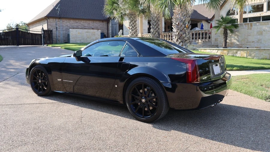 2006 Cadillac XLR-V - Image 3 of 16