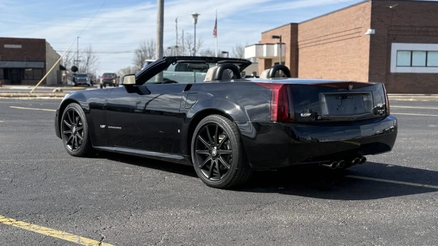 2006 Cadillac XLR-V - Image 3 of 12