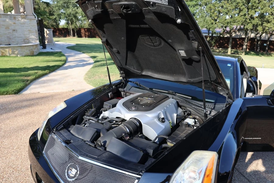 2006 Cadillac XLR-V - Image 13 of 16