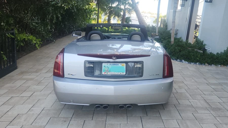 2006 Cadillac XLR-V - Image 9 of 16