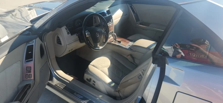 2006 Cadillac XLR-V - Image 14 of 16