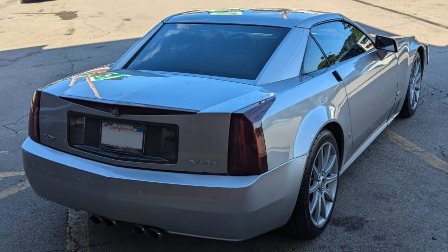 2006 Cadillac XLR-V - Image 15 of 31